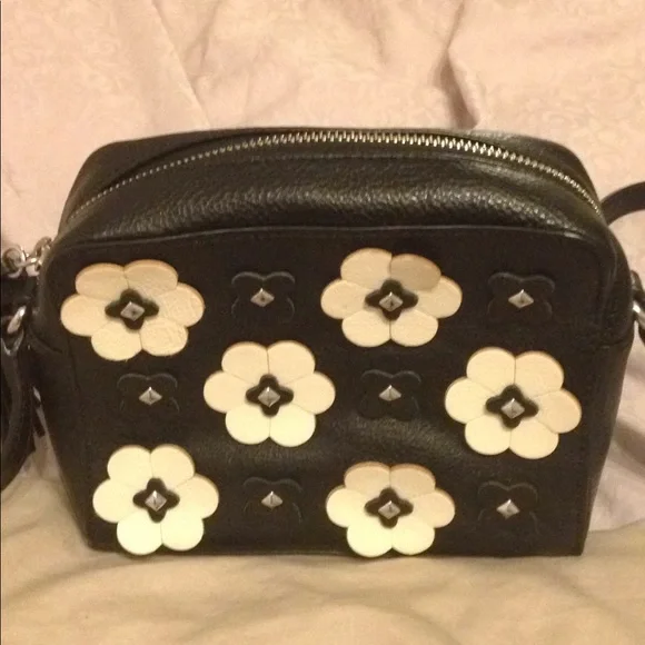 Rebecca Minkoff Black and Cream Crossbody Bag - Picture 7 of 12